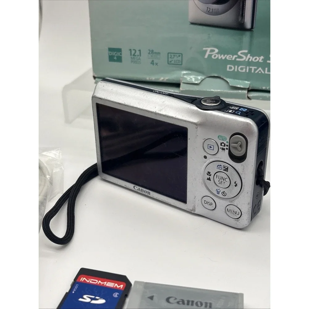 Canon PowerShot SD1300 IS 12.1MP Digital Camera Bundle Battery Charger SD Tested
